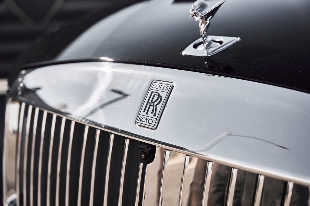 Used 2025 Rolls-Royce Spectre w/ Spectre Launch Package image 9