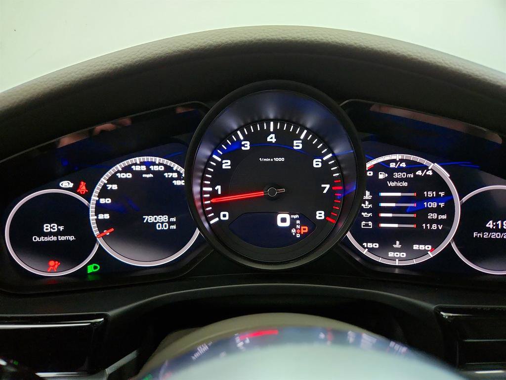 Used 2020 Porsche Panamera 4 image 17