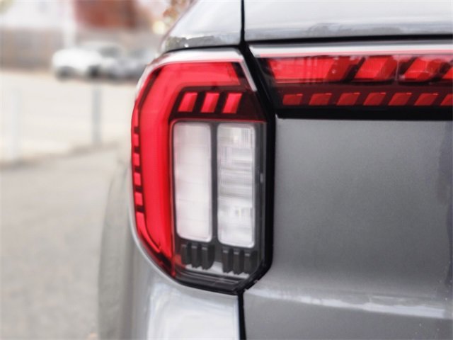 New 2026 Ford Explorer Active image 9