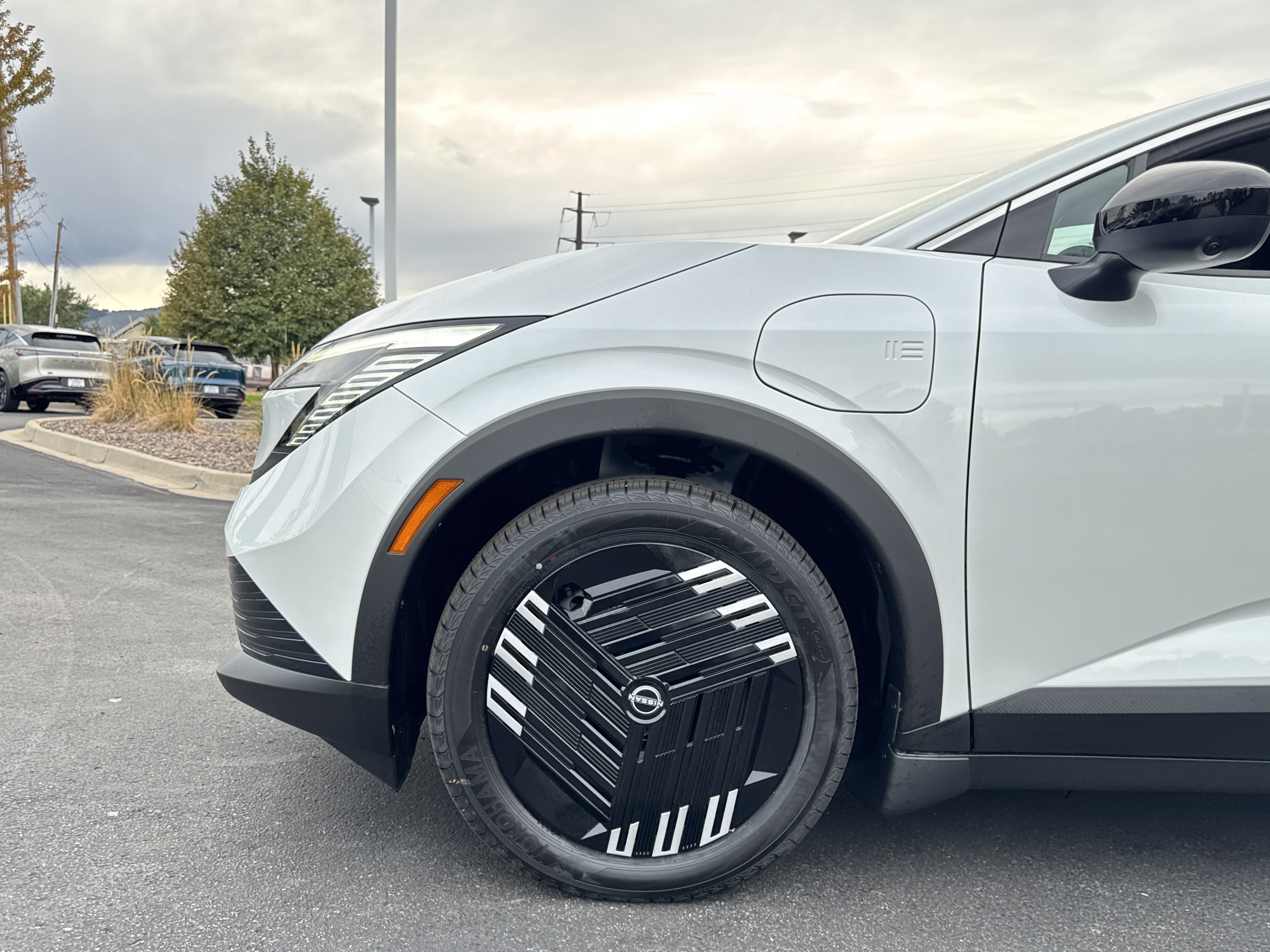 New 2026 Nissan Leaf w/ Floor Mat Package (S+) FWD image 19