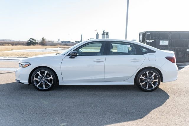 Used 2026 Honda Civic Sport Touring image 4