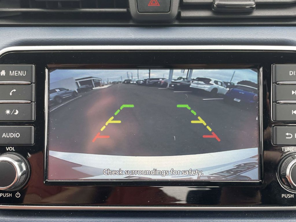Used 2025 Nissan Versa SV FWD image 19