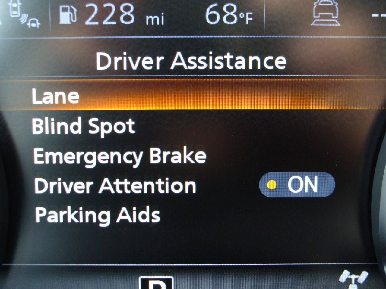 Used 2024 Nissan Titan SV w/ SV Convenience Package AWD/4WD image 27