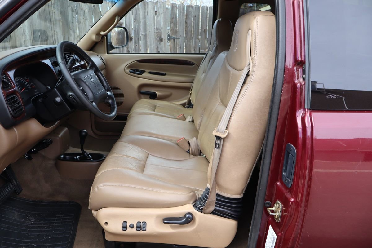 Used 2001 Dodge Ram 2500 Truck ST image 20