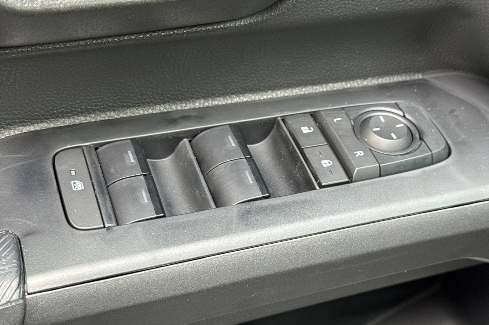 New 2026 Toyota Tacoma SR5 AWD/4WD image 12