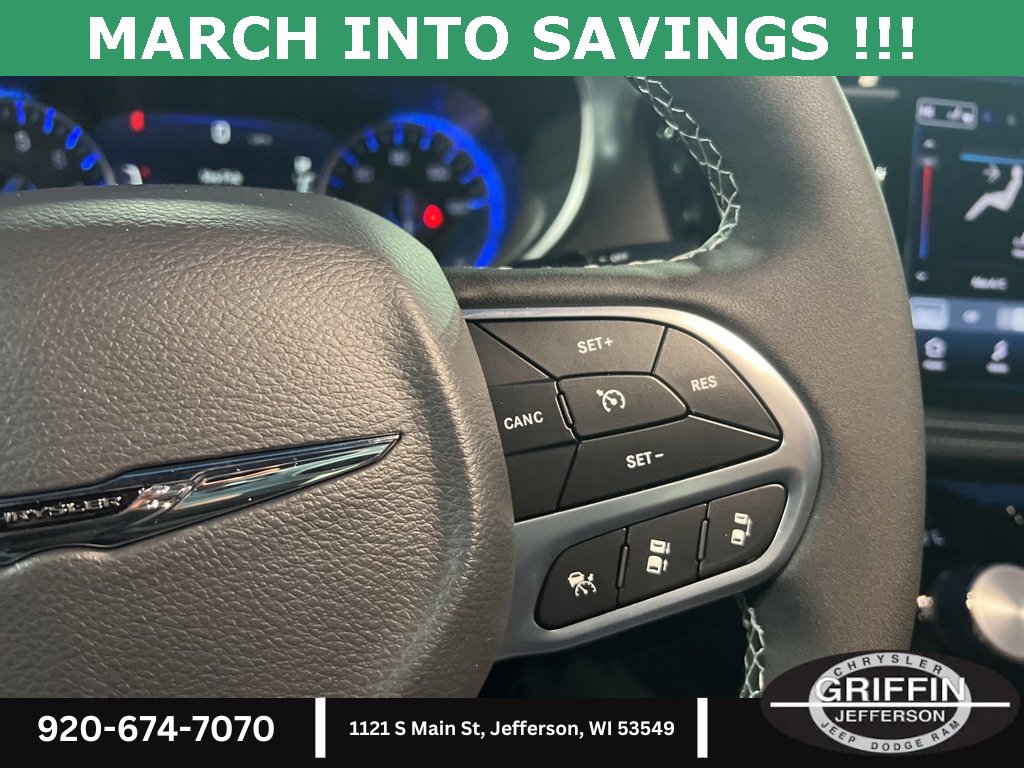 New 2026 Chrysler Pacifica Select image 22