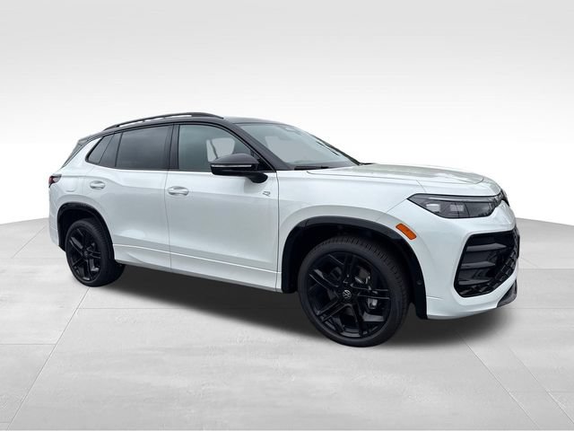 New 2026 Volkswagen Tiguan SE R-Line