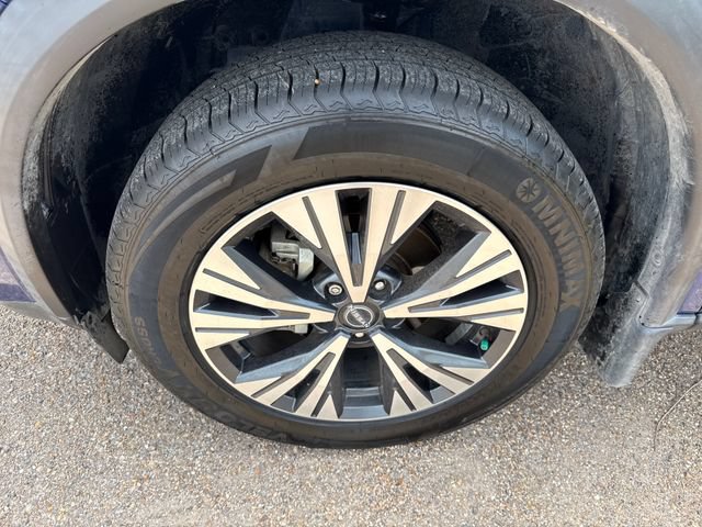 Certified 2023 Nissan Rogue SV FWD image 14
