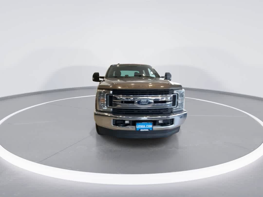 Used 2018 Ford F250 XLT AWD/4WD image 3