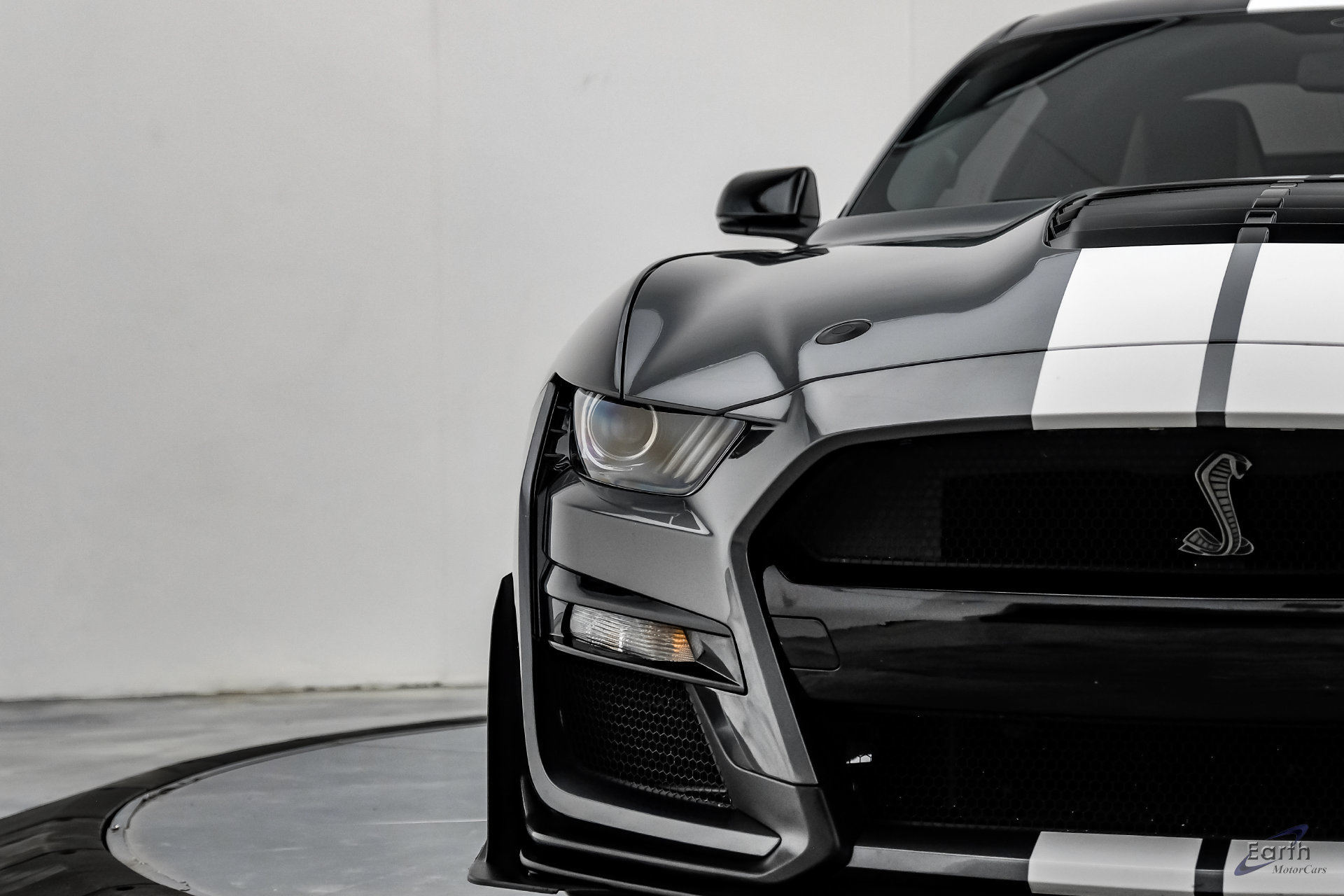 Used 2021 Ford Mustang Shelby GT500 w/ Carbon Fiber Track Pack RWD image 36