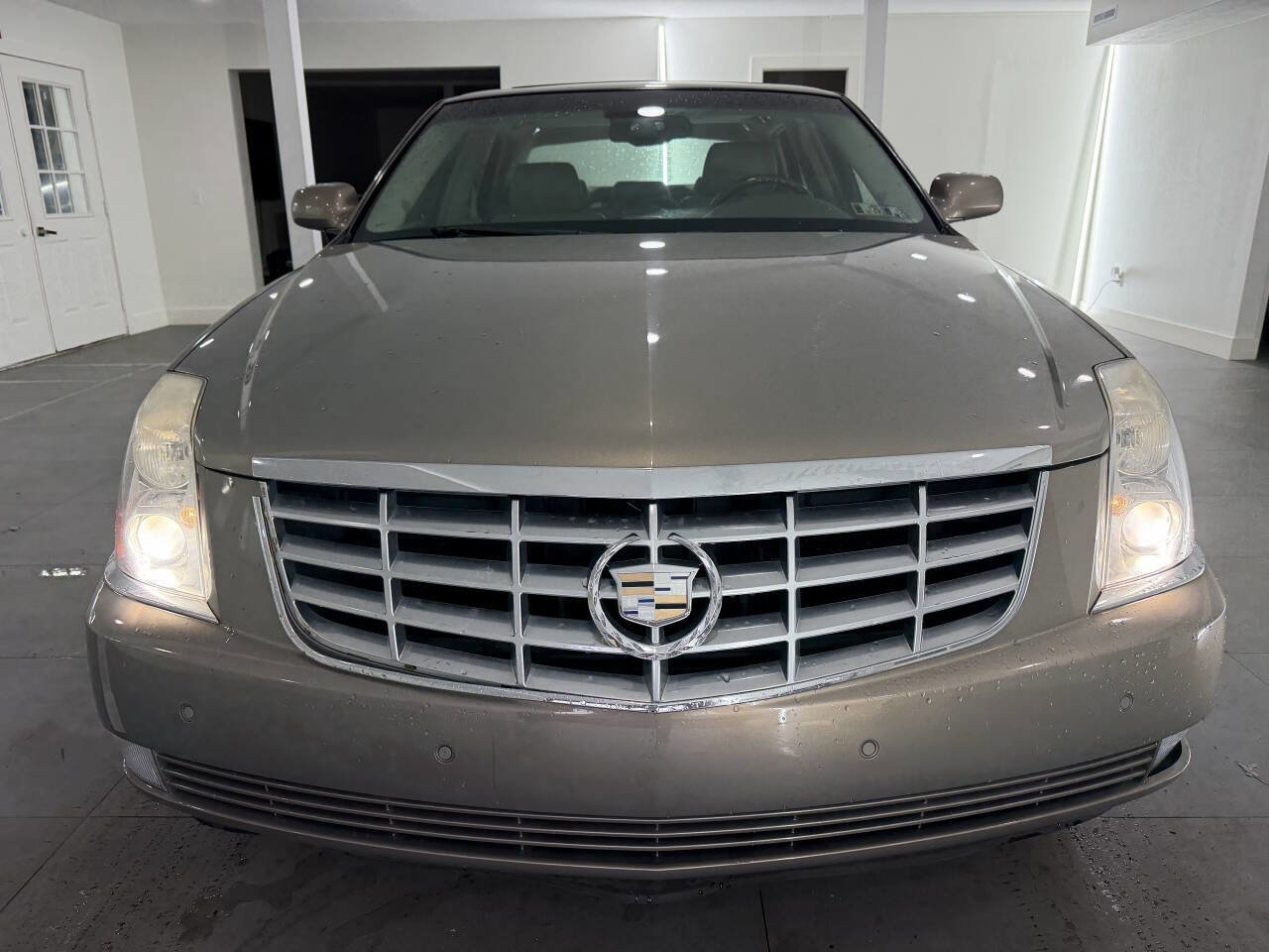 Used 2006 Cadillac DTS FWD image 5