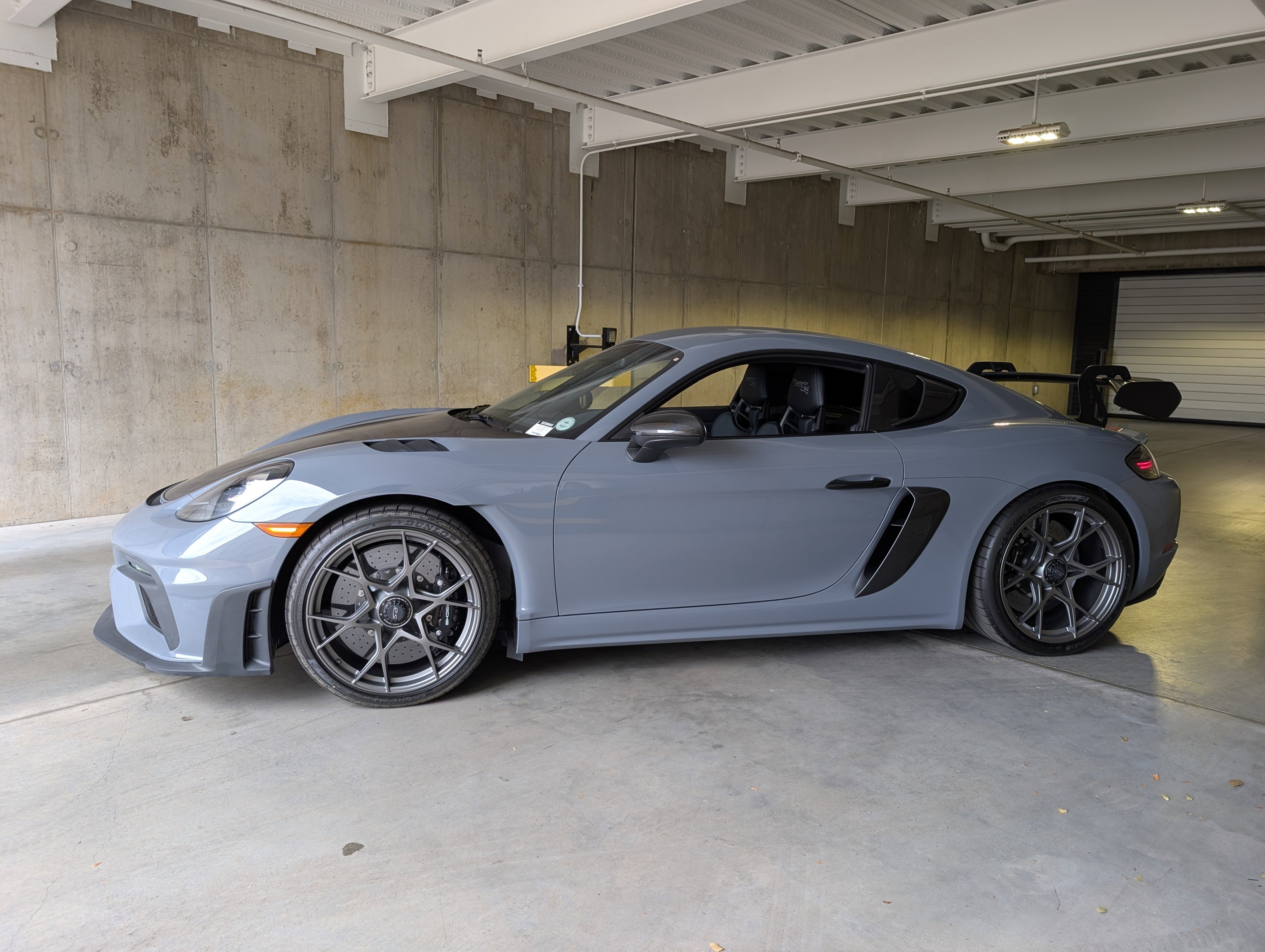 Used 2023 Porsche 718 Cayman GT4 RS image 2