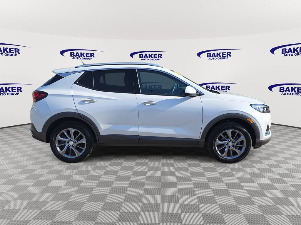 Used 2023 Buick Encore GX Essence w/ Experience Buick Package AWD/4WD image 4