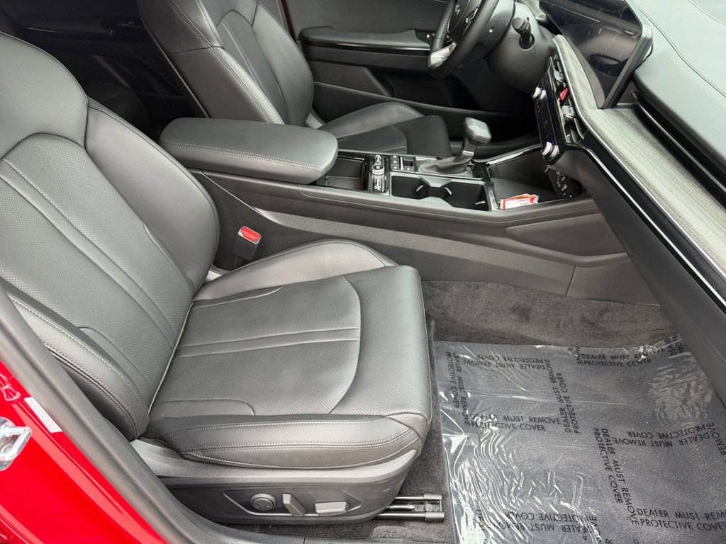 Used 2025 Kia K5 EX image 26