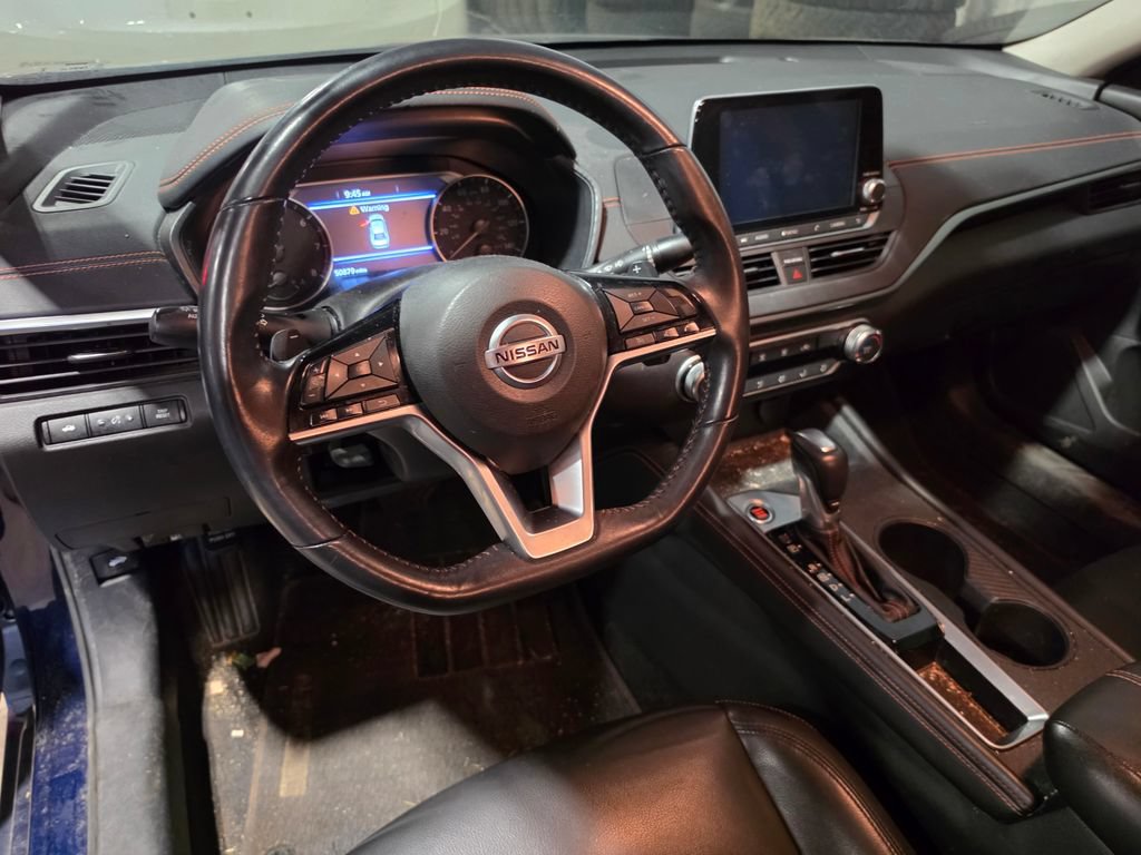 Used 2021 Nissan Altima 2.5 SR FWD image 4