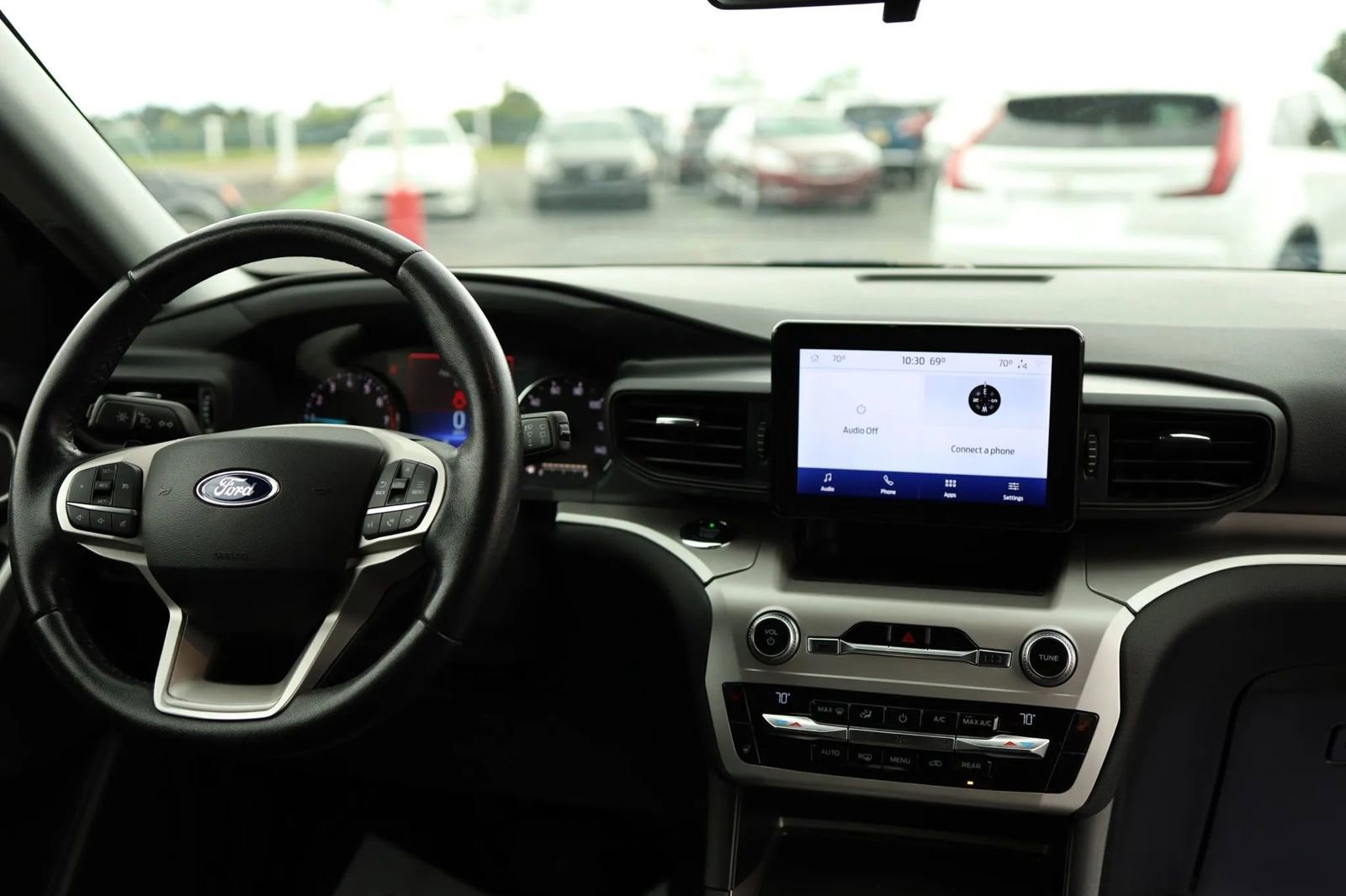 Used 2020 Ford Explorer XLT w/ Comfort Package image 41