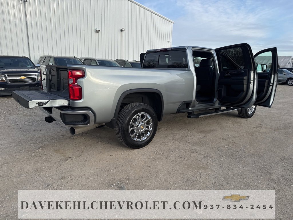 Used 2024 Chevrolet Silverado 3500 LTZ w/ LTZ Plus Package image 32