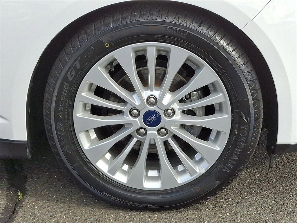 Used 2017 Ford C-MAX SE image 8