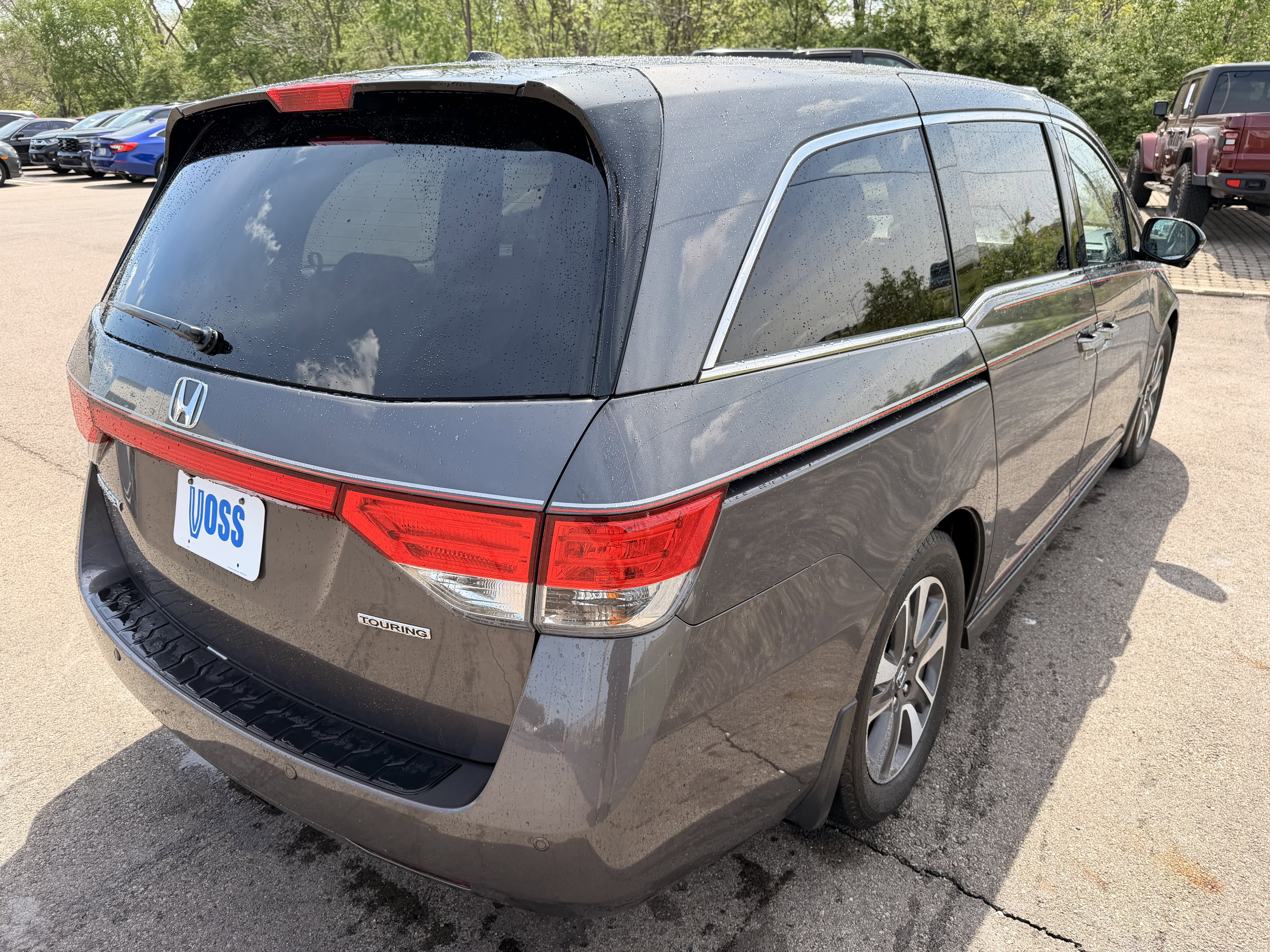 Used 2014 Honda Odyssey Touring image 3