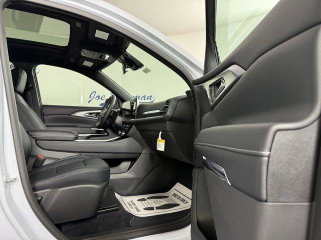 New 2026 Chevrolet Traverse LT w/ Sun and Wheel Package image 19