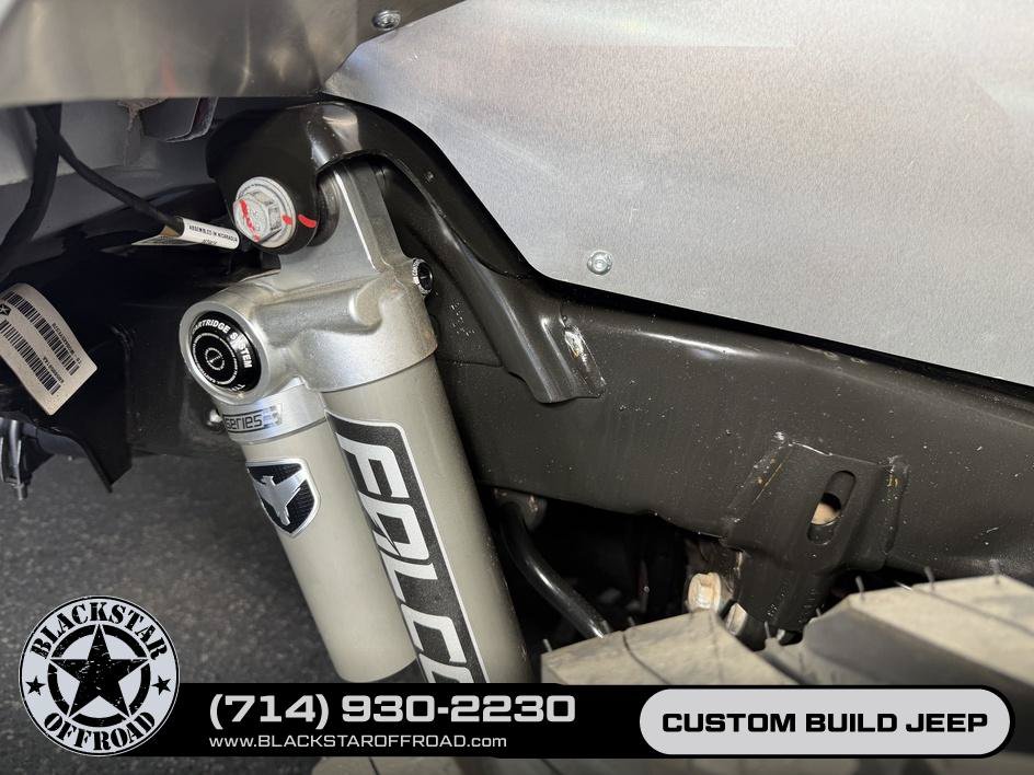 Used 2025 Jeep Wrangler Unlimited Rubicon AWD/4WD image 36