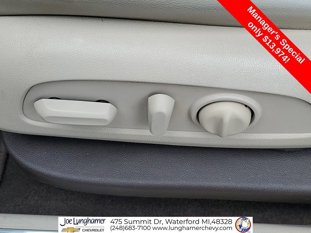 Used 2018 GMC Acadia Denali w/ Technology Package FWD image 38