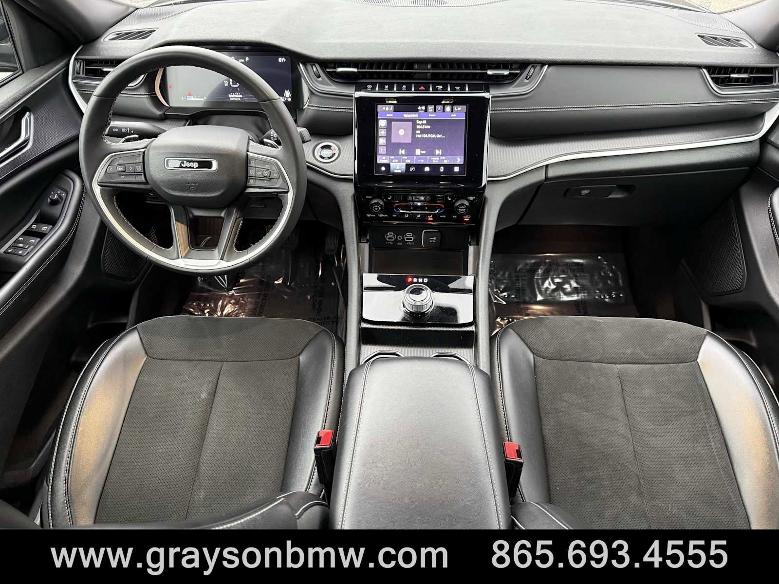 Used 2024 Jeep Grand Cherokee L Laredo image 14