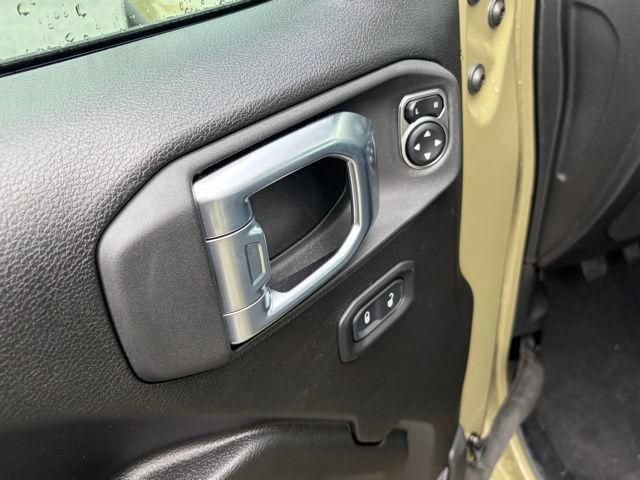 New 2026 Jeep Wrangler Unlimited Rubicon AWD/4WD image 13