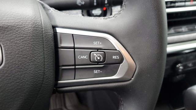 Certified 2024 Jeep Compass Latitude image 10