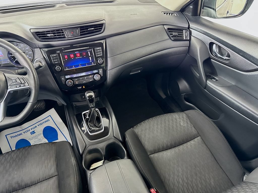 Used 2018 Nissan Rogue SV AWD/4WD image 27
