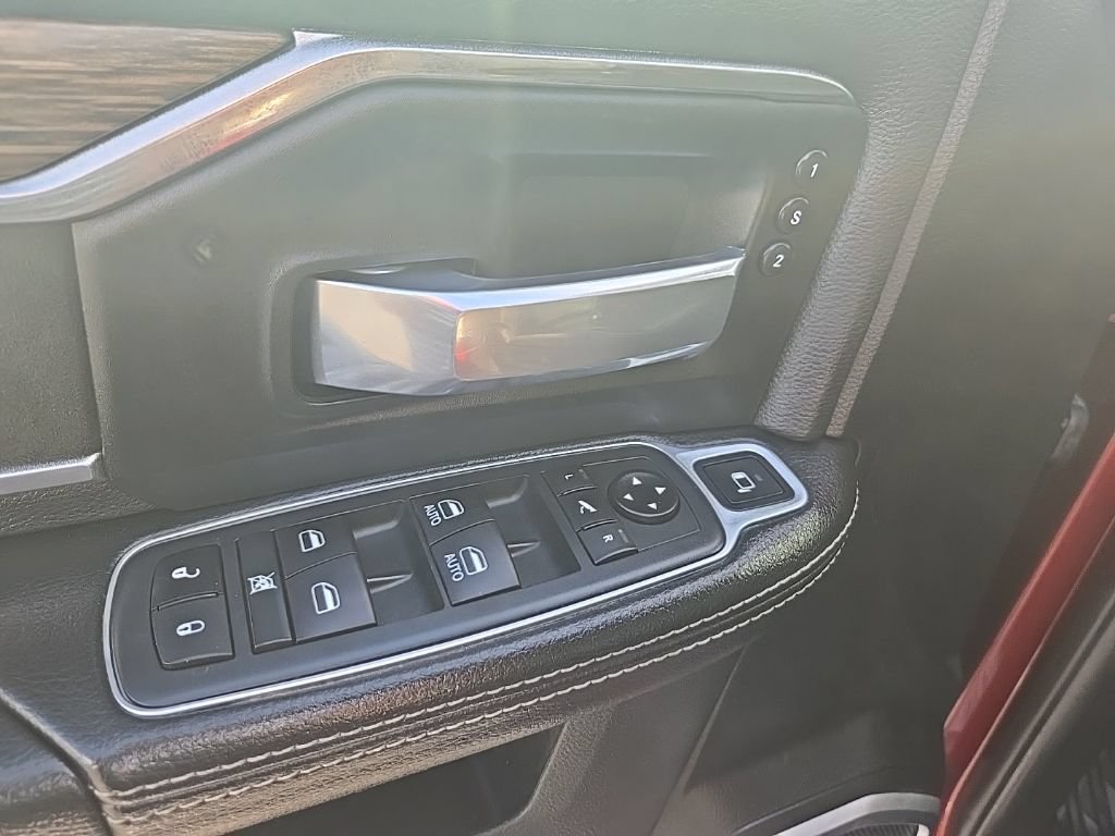 Used 2020 RAM 3500 Laramie AWD/4WD image 10