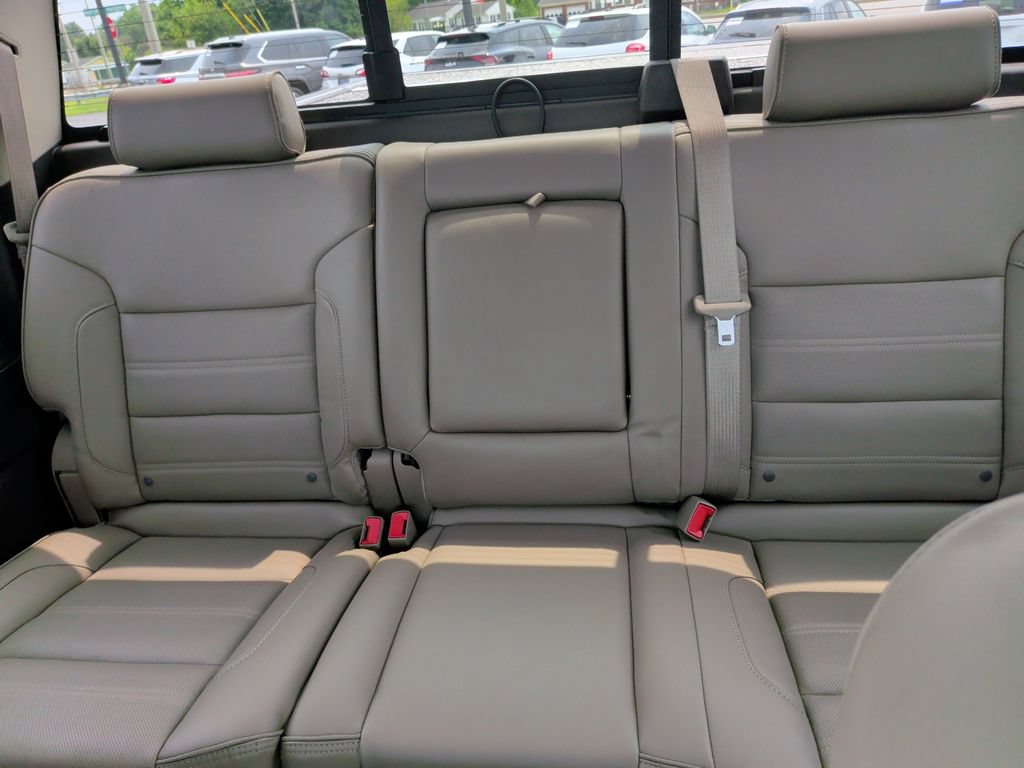 Used 2016 GMC Sierra 3500 Denali w/ Duramax Plus Package AWD/4WD image 8