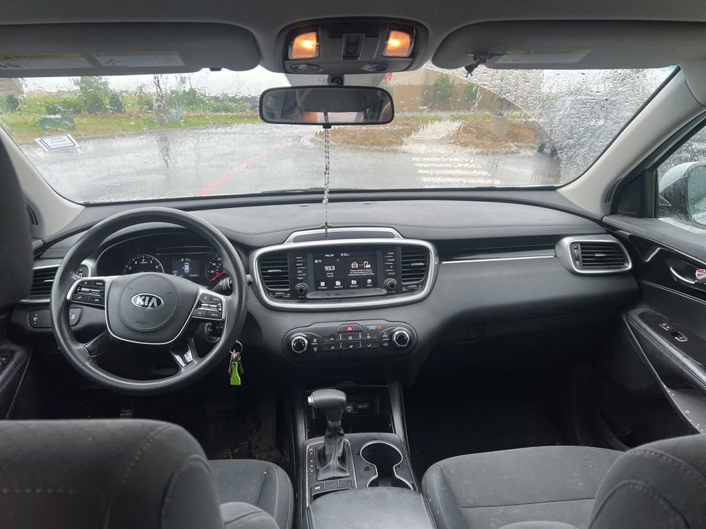 Used 2019 Kia Sorento L FWD image 14