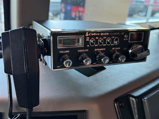 Used 1997 HUMMER H1 4-Door Wagon image 28