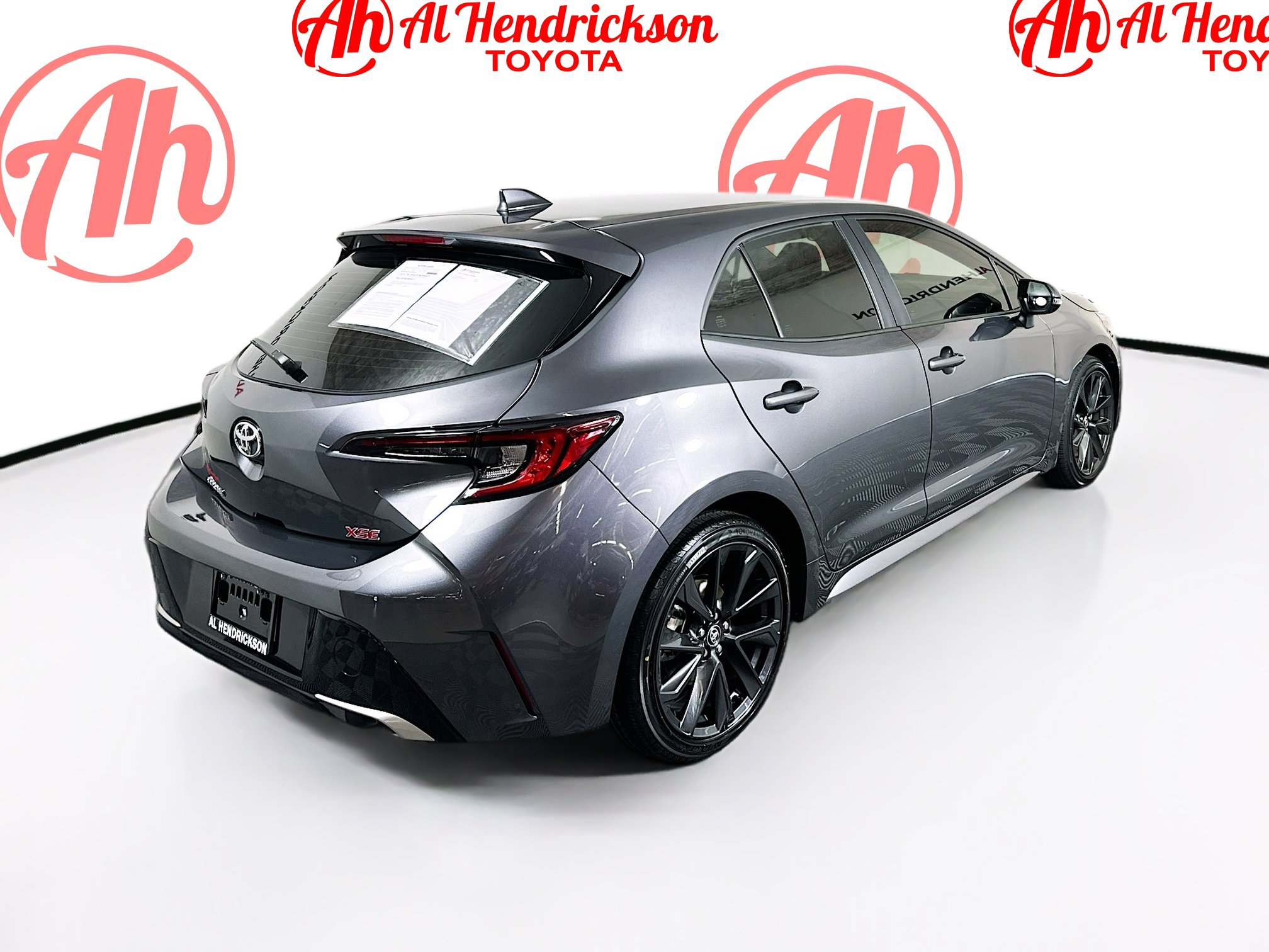 Used 2025 Toyota Corolla XSE image 3