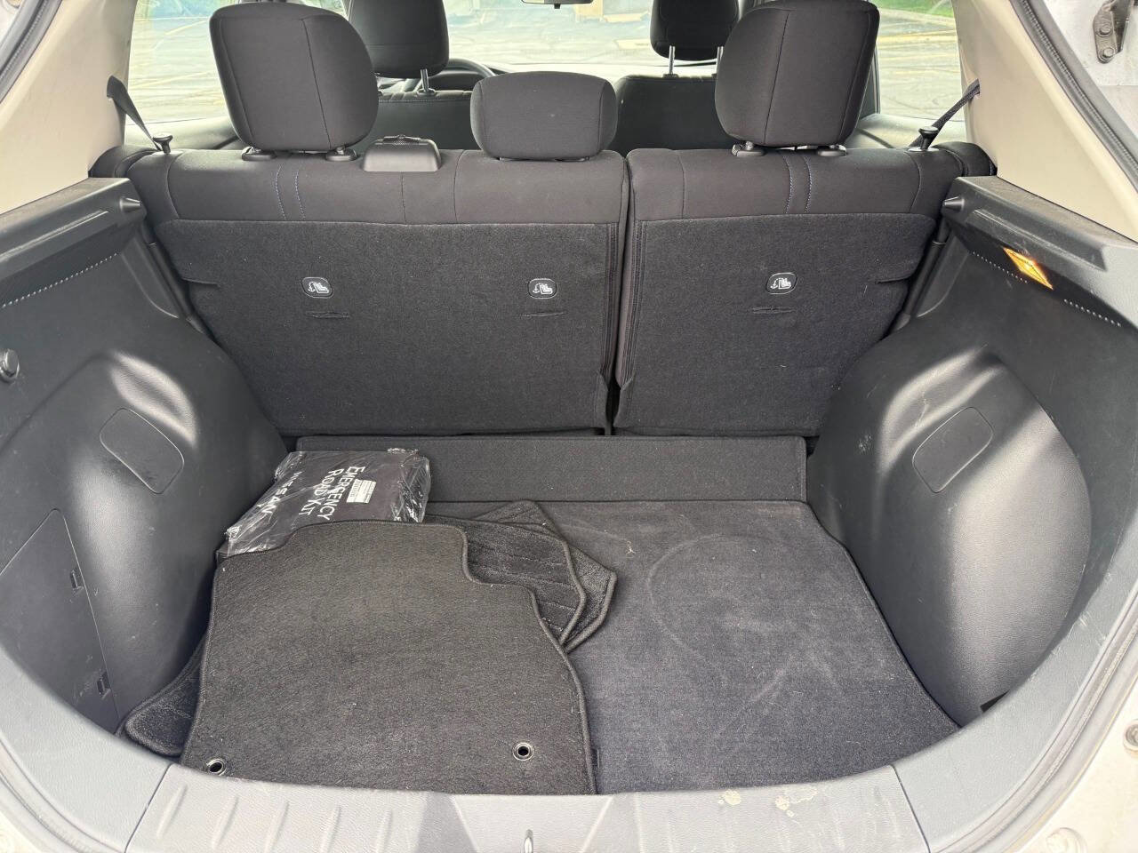 Used 2023 Nissan Leaf S FWD image 11