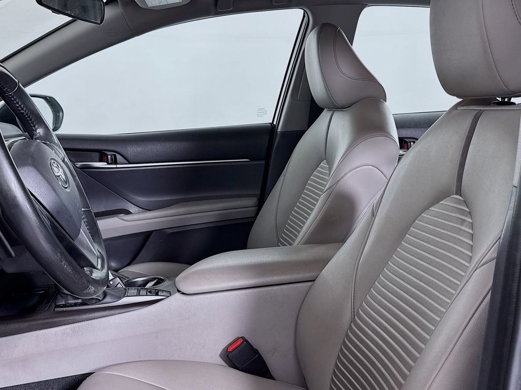 Used 2023 Toyota Camry SE AWD/4WD image 10