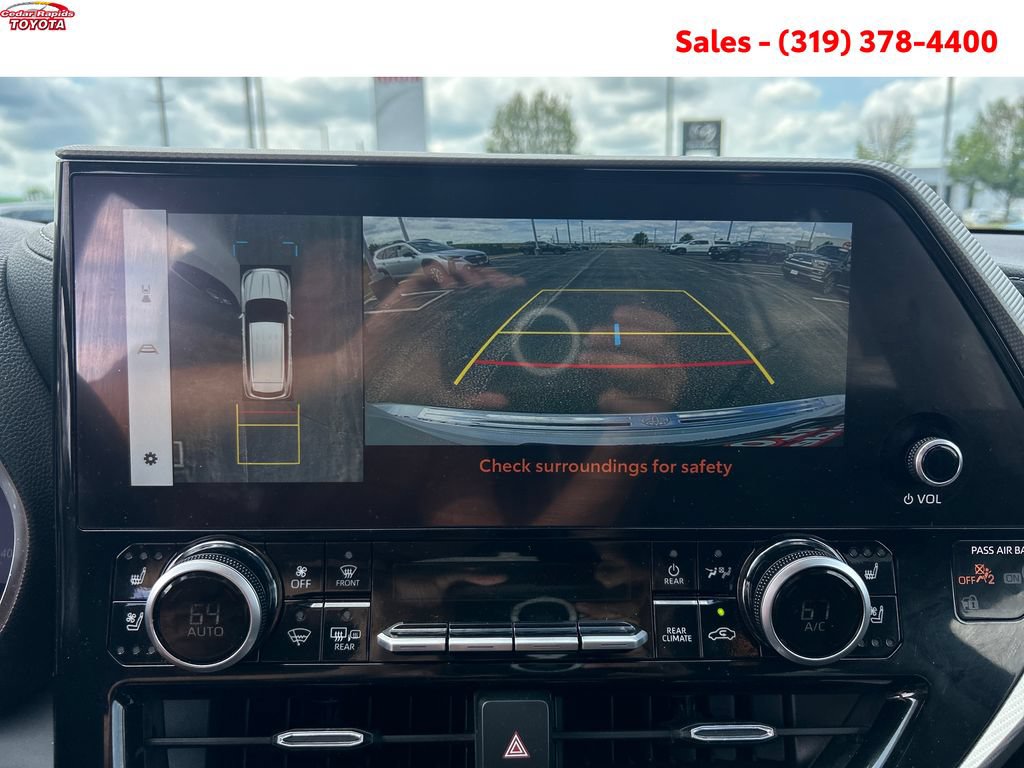Certified 2024 Toyota Highlander Platinum AWD/4WD image 19