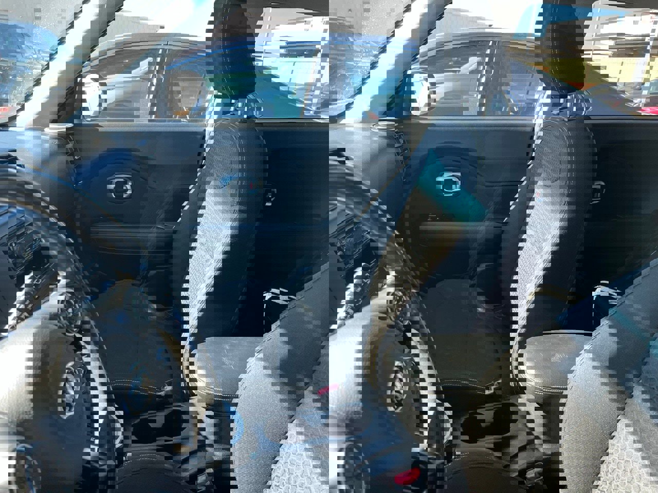 Used 2015 Kia Soul + image 11