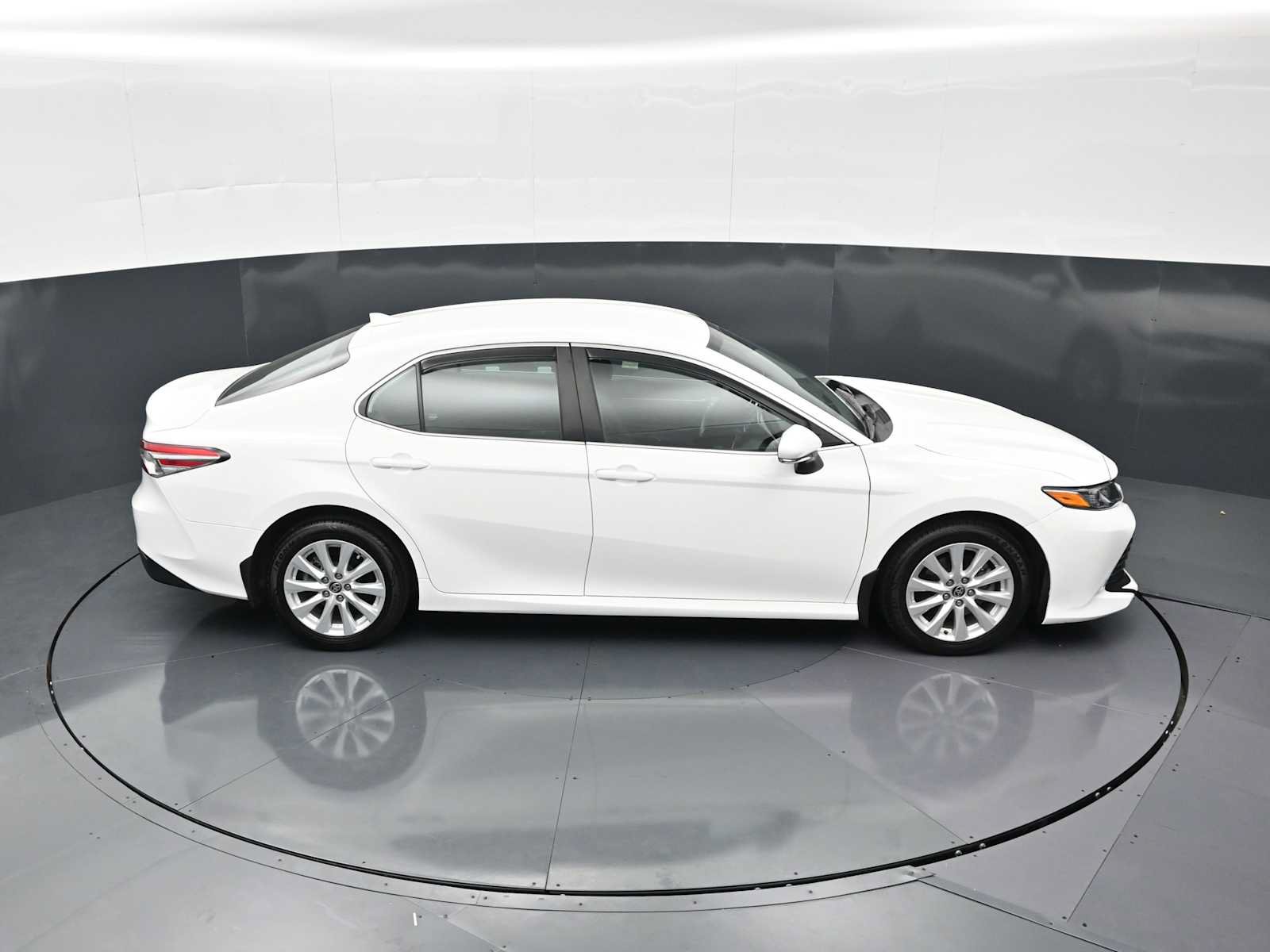 Used 2020 Toyota Camry LE w/ Cold Weather Package AWD/4WD image 20