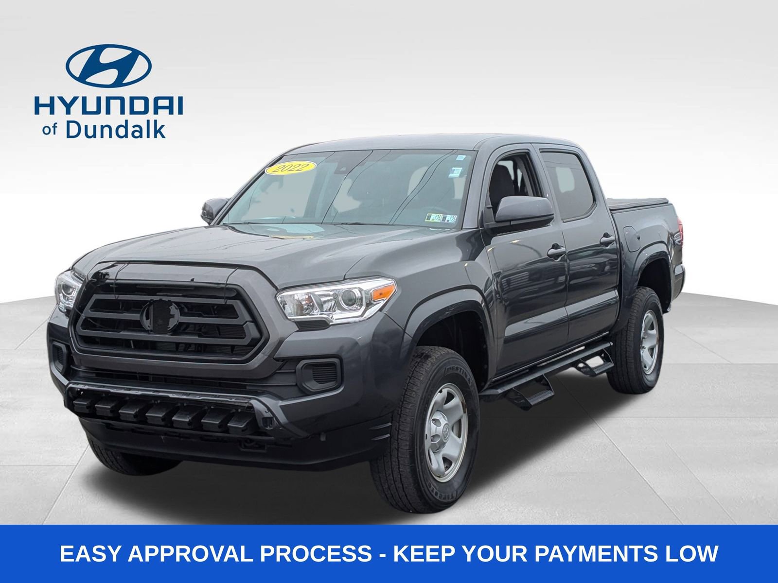 Used 2022 Toyota Tacoma SR image 1