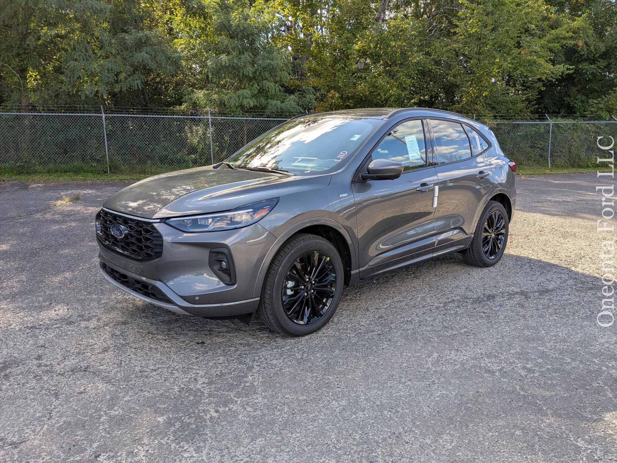New 2025 Ford Escape ST-Line Elite image 1