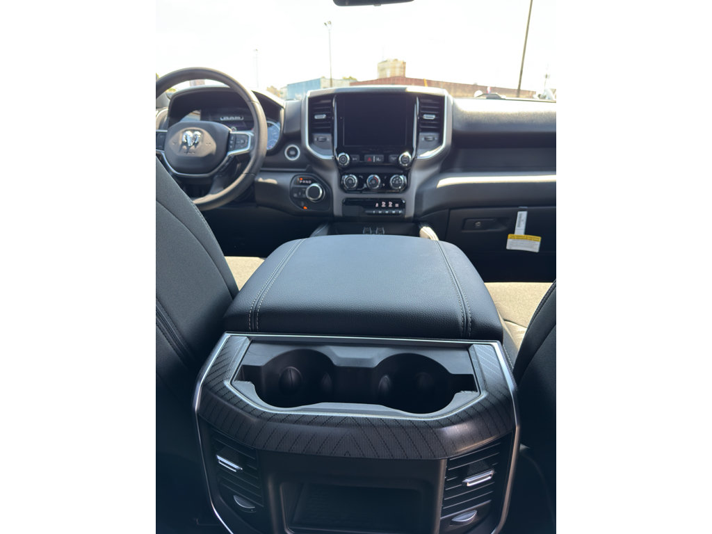 New 2026 RAM 1500 Express AWD/4WD image 19