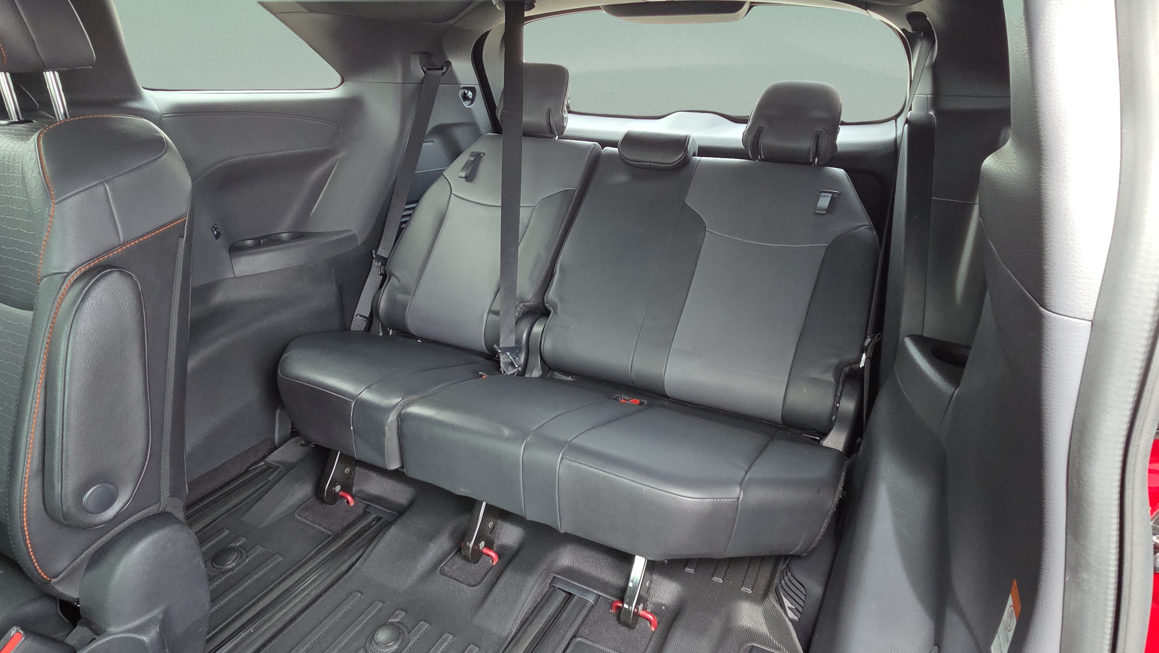 Certified 2021 Toyota Sienna XSE AWD/4WD image 13