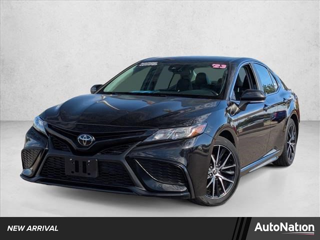 Used 2023 Toyota Camry SE