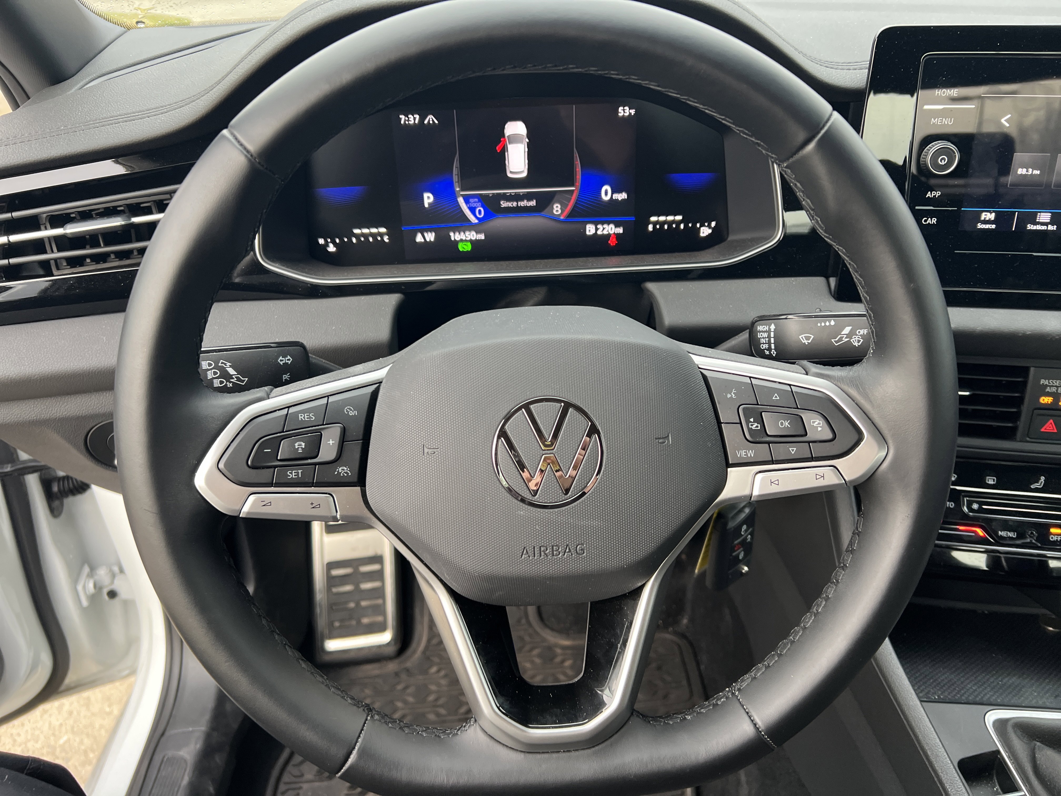 Certified 2025 Volkswagen Jetta Sport image 17