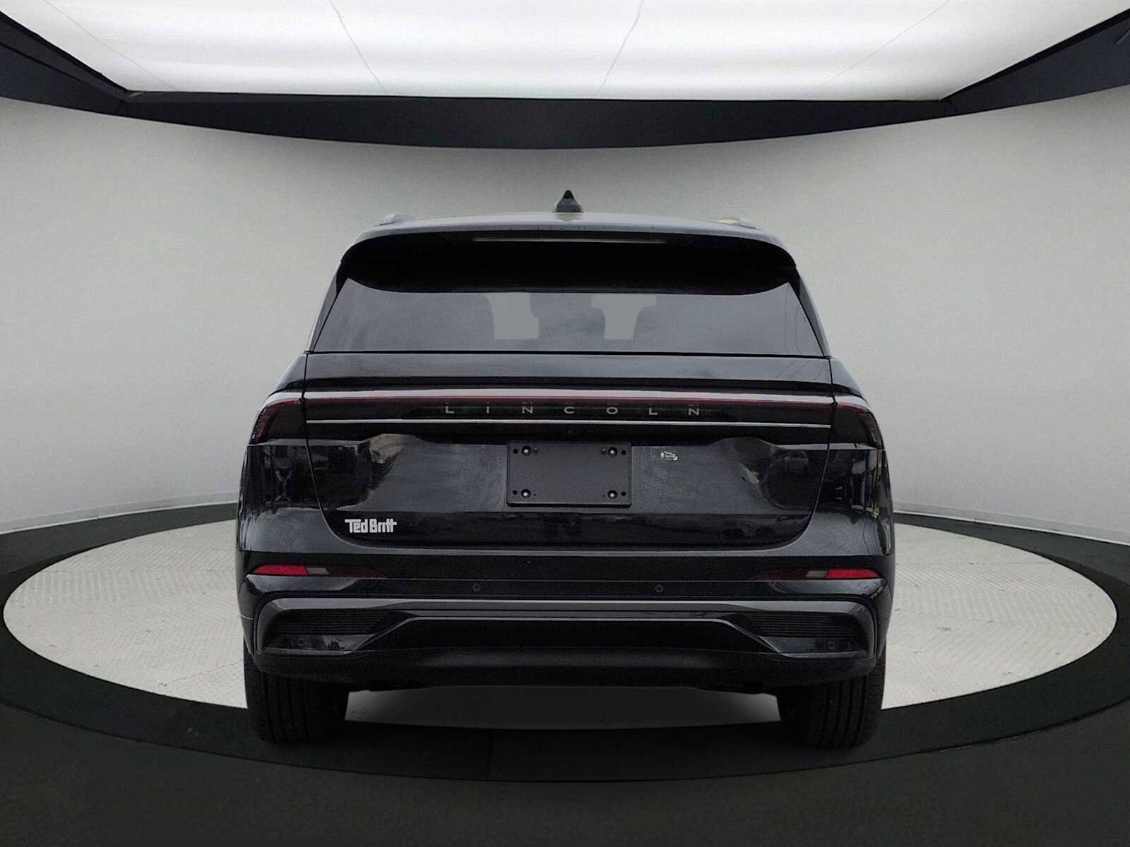 Used 2026 Lincoln Nautilus Reserve w/ Jet Appearance Package AWD/4WD image 7