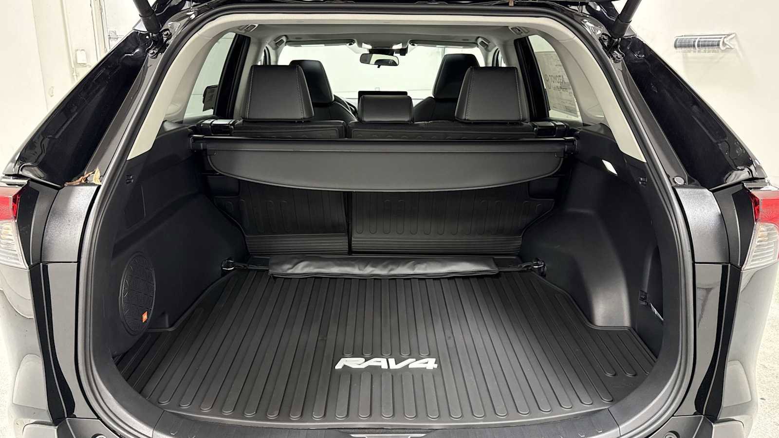 New 2025 Toyota RAV4 XLE Premium image 28