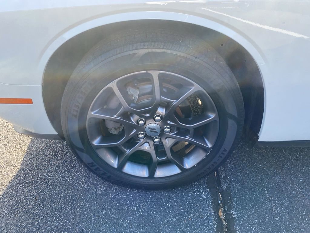 Used 2018 Dodge Challenger GT w/ Blacktop Package image 11