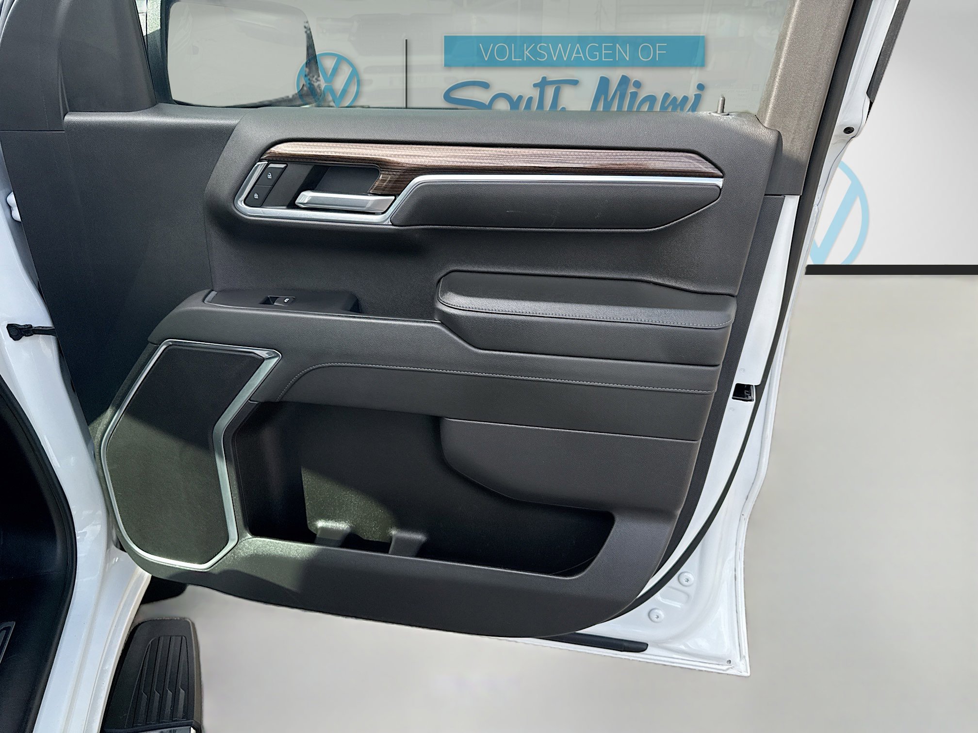 Used 2023 Chevrolet Silverado 1500 RST w/ Z71 Off-Road Package image 34